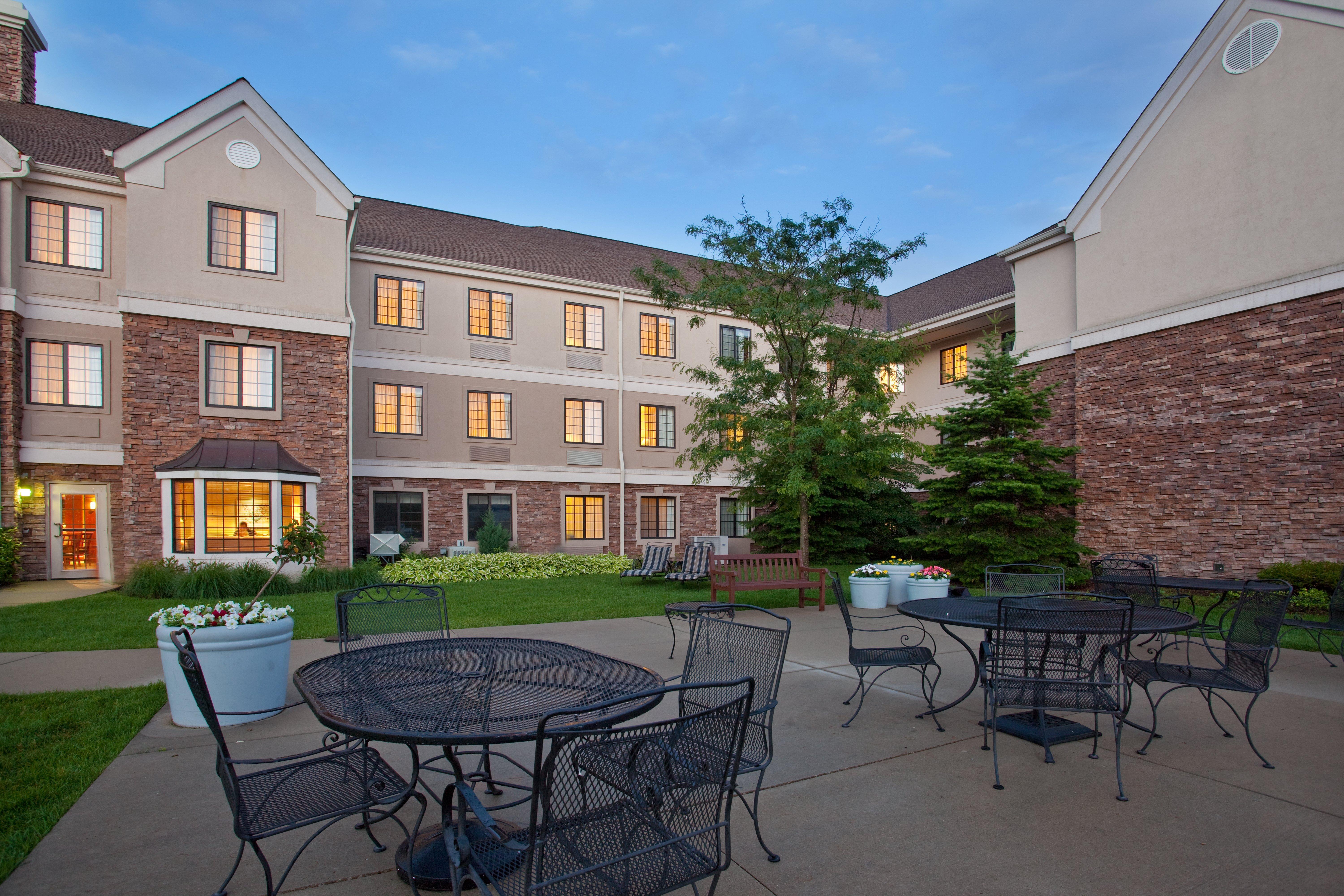 Staybridge Suites Lincolnshire By Ihg Ngoại thất bức ảnh