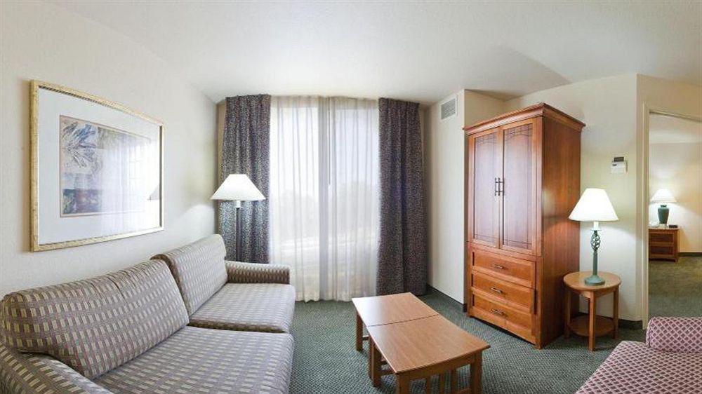 Staybridge Suites Lincolnshire By Ihg Ngoại thất bức ảnh